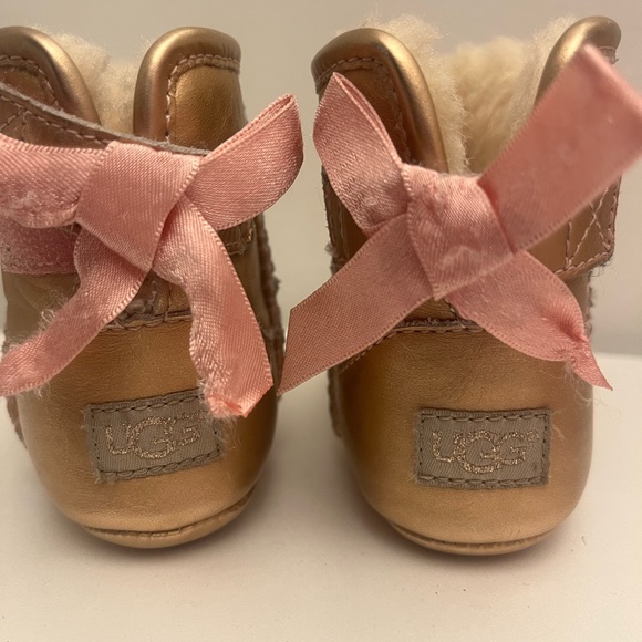 Ugg baby boots - Picture 2 of 3